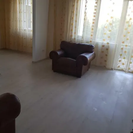 Rebeca&george Apartment